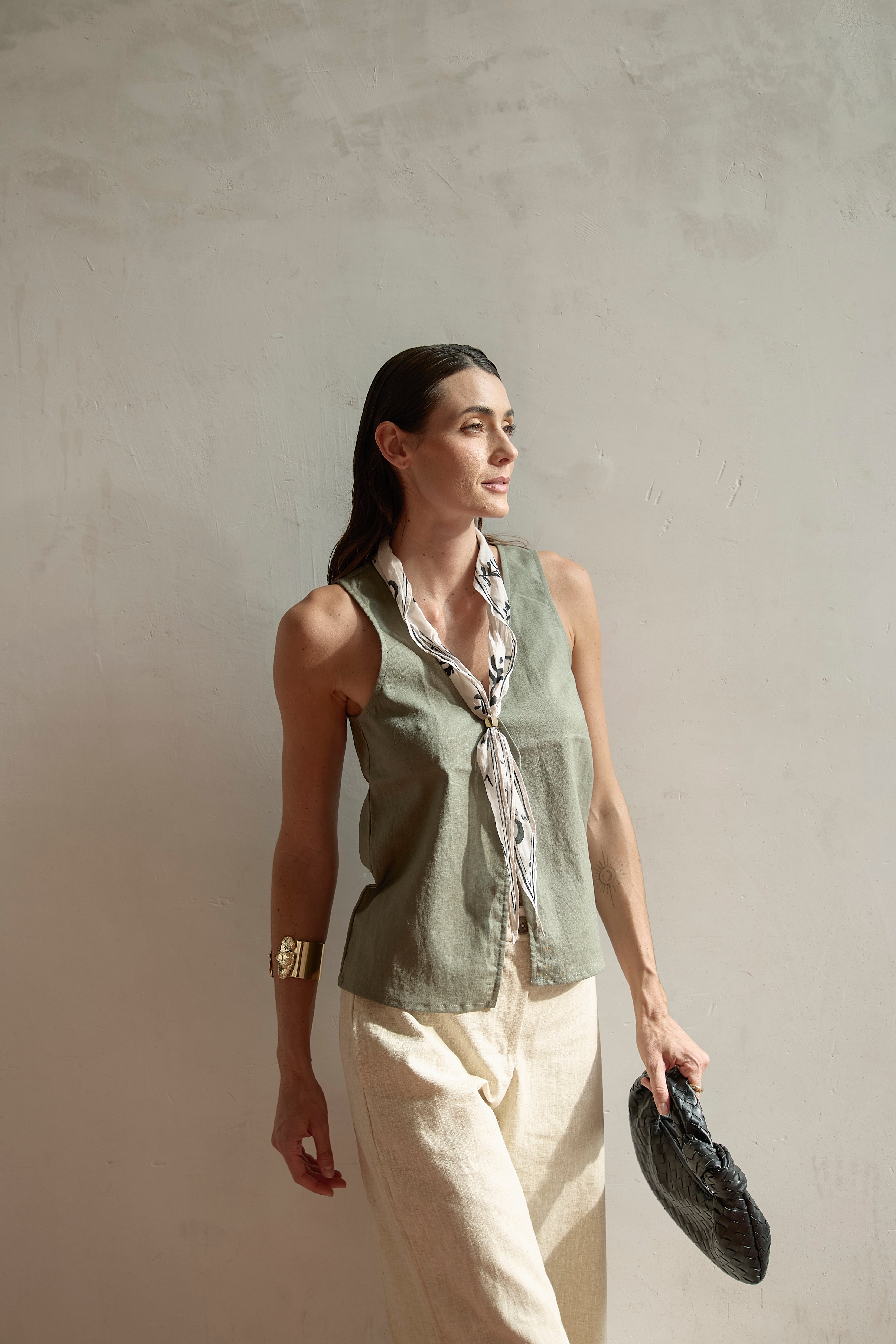 Linen Wide-Leg Trousers Beige